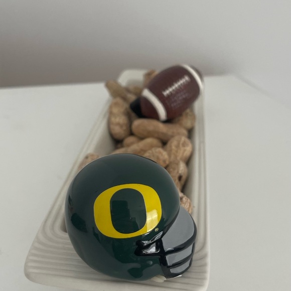 Nora Fleming Art Nwtnora Fleming Collegiate Oregon Helmet Poshmark